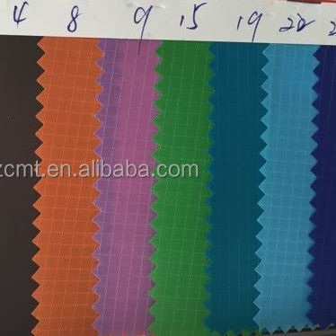 Plain Style 210T Polyester Fabric with PU Coating Resistant to Water and Stains