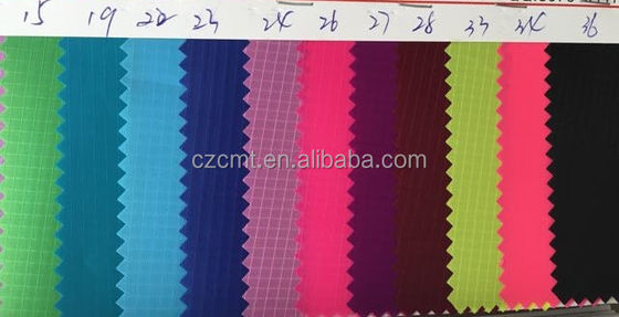 Plain Style 210T Polyester Fabric with PU Coating Resistant to Water and Stains